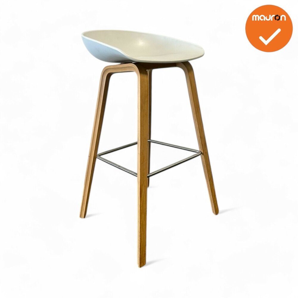 Witte barkruk - hout 4 poots onderstel
