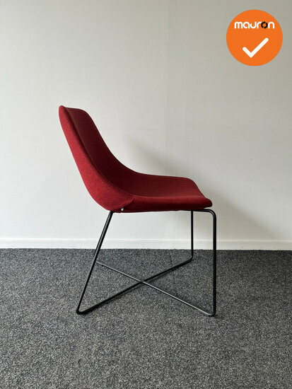 Mishell Chair - Noti vergaderstoel Rood