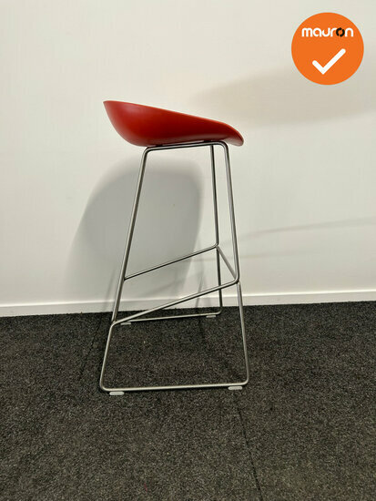 Barkruk - HAY- about a stool - Rood gestoffeerd - chroom onderstel