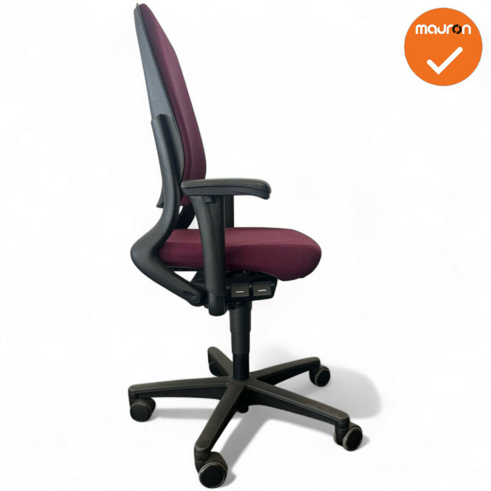 Ahrend 230 - Hoge rug  - Bordeaux rode stoffering - Zwart voetkruis