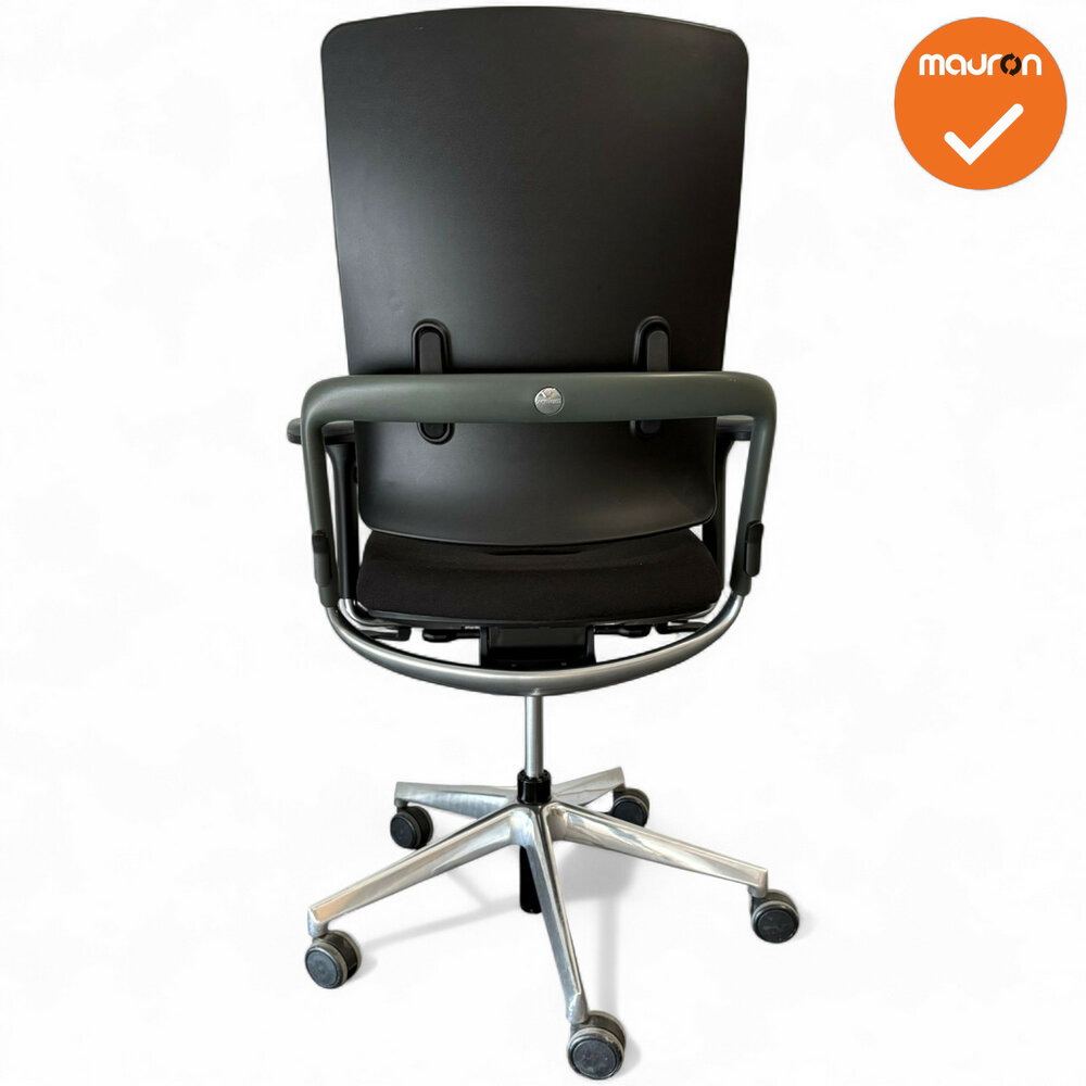 Rohde-Grahl-Xenium-Bestaande-zwarte-stoffering-Chroom-voetkruis