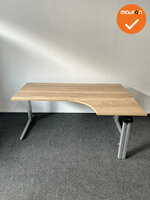 Ahrend Essa hoekbureau - Handmatig verstelbaar - 180x120cm - Bladkleur naar keuze - Zilvergrijs onderstel