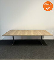 Ahrend Vergadertafel - Rechthoekig- 240x120cm - Halifax Naturel - Bestaand uit 2 bladen - Antraciet onderstel