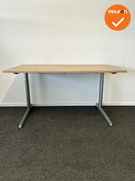 Ahrend 500 - Handmatig verstelbaar bureau - 140x80cm - Bestaand Halifax Naturel blad - zilvergrijs onderstel
