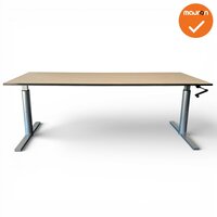 Gispen bureau &ndash; Slinger verstelbaar &ndash; 160x80 &ndash; Zilvergrijs - Grijs eiken trespa blad