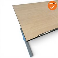 Gispen bureau &ndash; Slinger verstelbaar &ndash; 160x80 &ndash; Zilvergrijs - Grijs eiken trespa blad