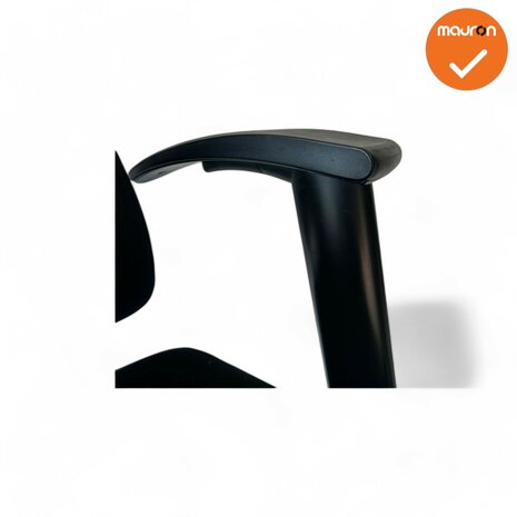 BMA Axia - Balie stoel - 8Z 2D armpads - hoge rug - zwarte stoffering 
