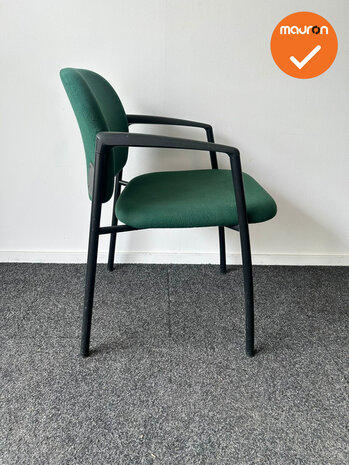 Vergaderstoel - Ahrend 320 - groene stoffering - zwart frame
