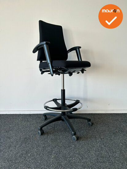 BMA Axia - Balie stoel - 8Z 2D armpads - hoge rug - zwarte stoffering