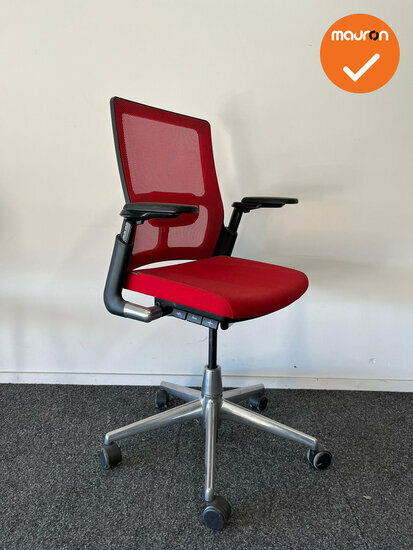 Ahrend 2020 Verta bureaustoel - refurbished - rode stoffering  - medium rug - chrome voetkruis