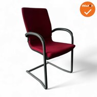 Ahrend 230 vergaderstoel - Zwart frame - Rode stoffering